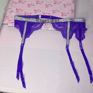 New💜💜Victoria's Secret Purple Garter Belt